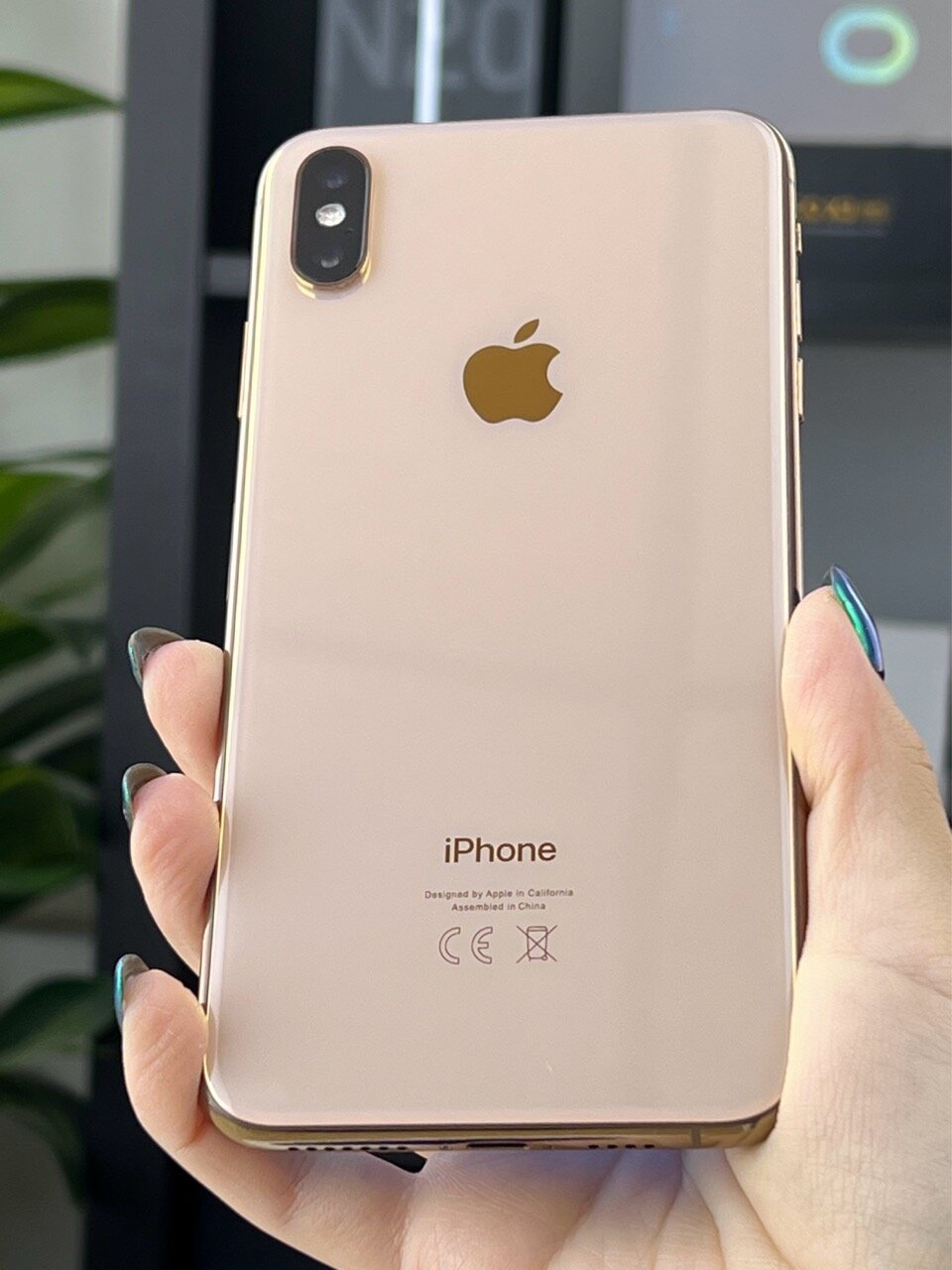 Смартфон Apple iPhone XS Max, 512 Гб, Золотой, Apple A12 Bionic, IP48