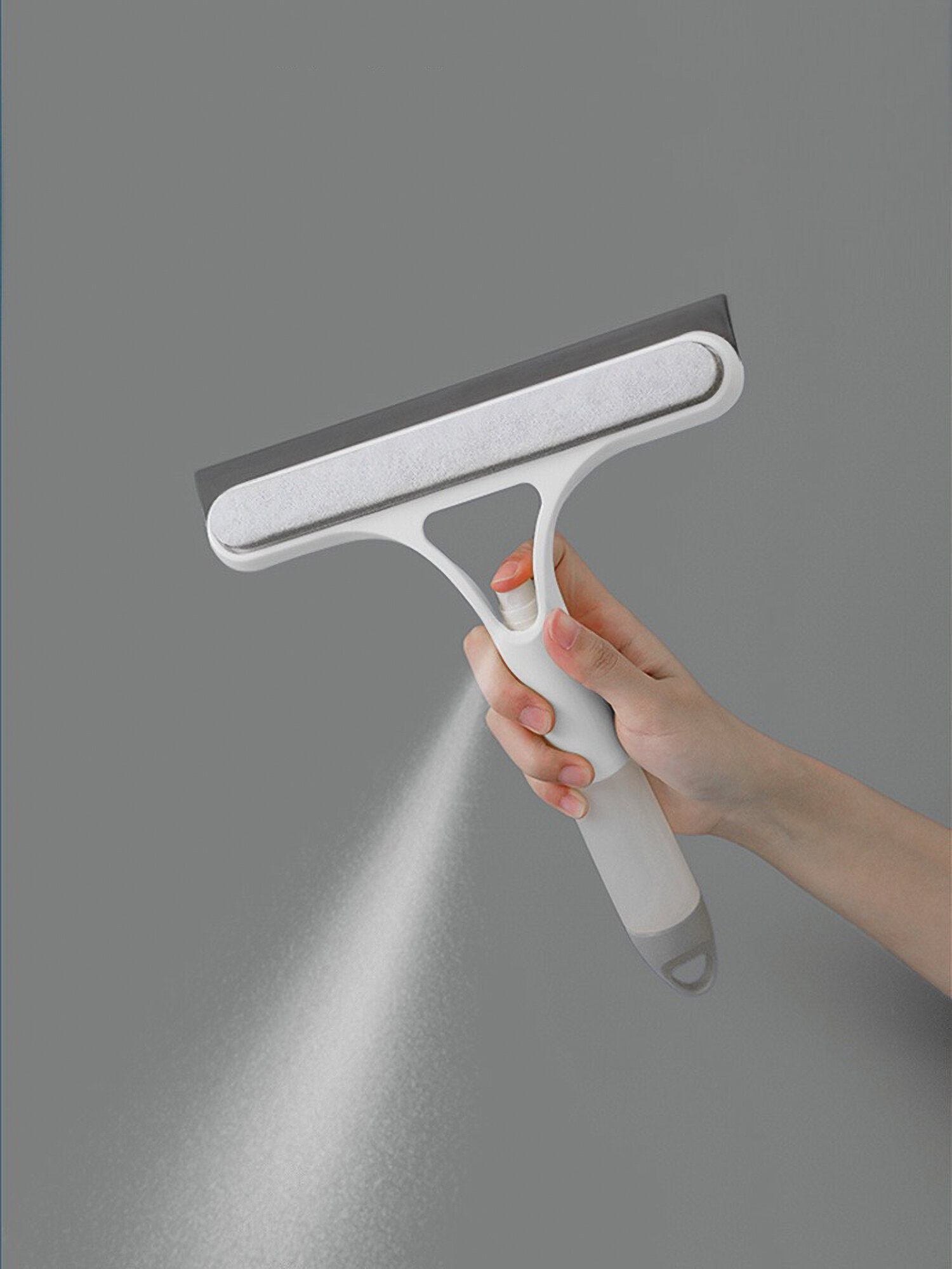 Водосгон и щетка для мытья окон с распылителем, стеклоочиститель для уборки в доме и автомобиле — фото 1