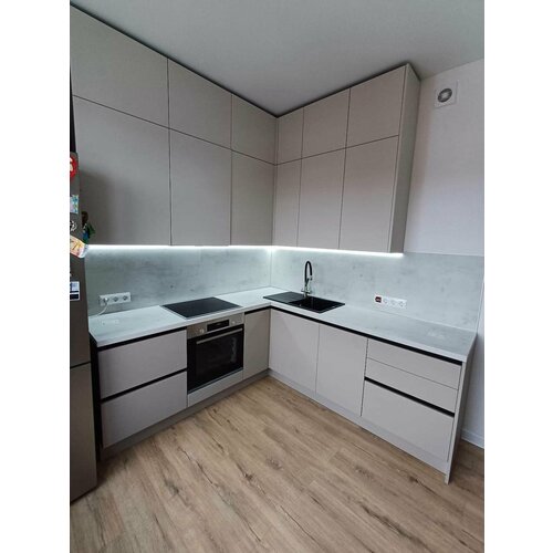 BRUS DECOR