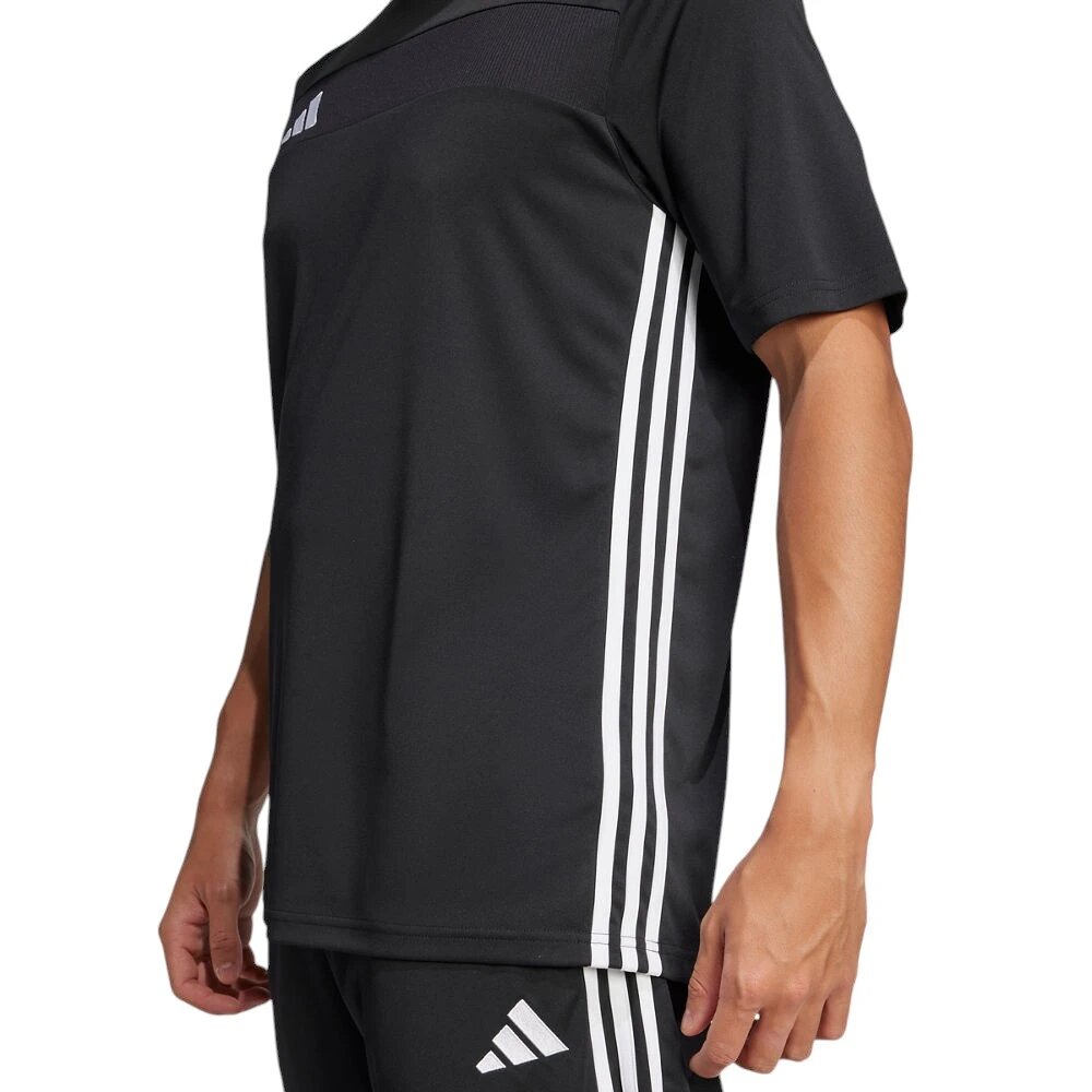 Футболка adidas, размер M INT — фото 1