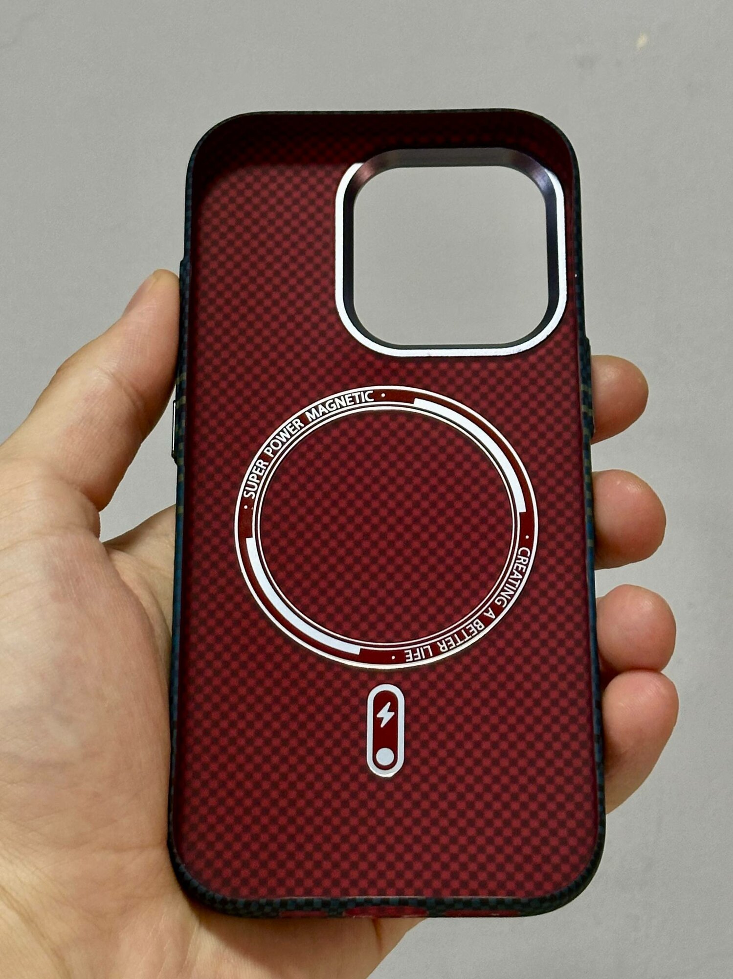 Чехол карбон для iPhone 15 Pro, MoonRise(cиний), FreeAir (ОРИГИНАЛ), с MagSafe, очень лёгкий и прочный. — фото 1