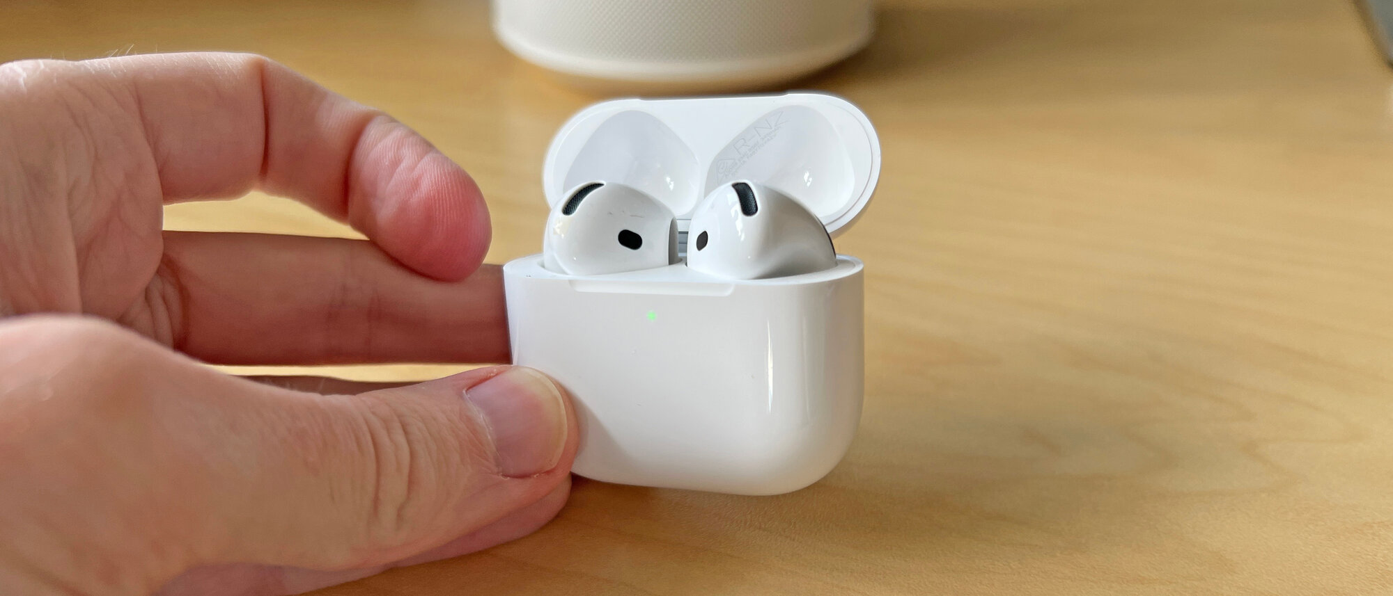 Apple airpods 4 Active Noise Cancellation - Невесомый звук. Невероятное ощущение