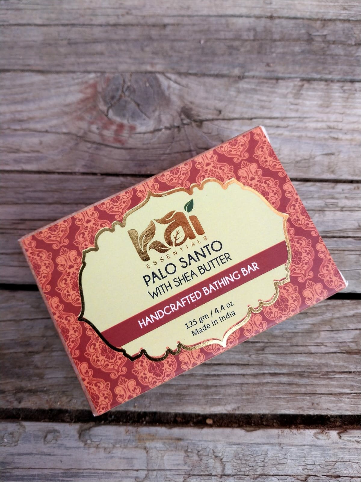 Натуральное твердое индийское мыло KAI ESSENTIALS с маслом Ши (Пало Санто) 125 г.