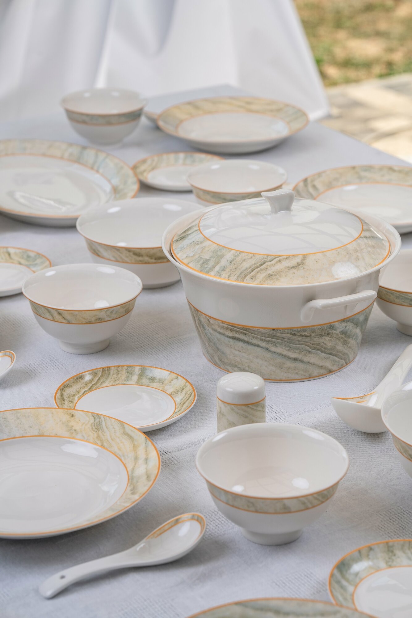 фото Сервиз столовый