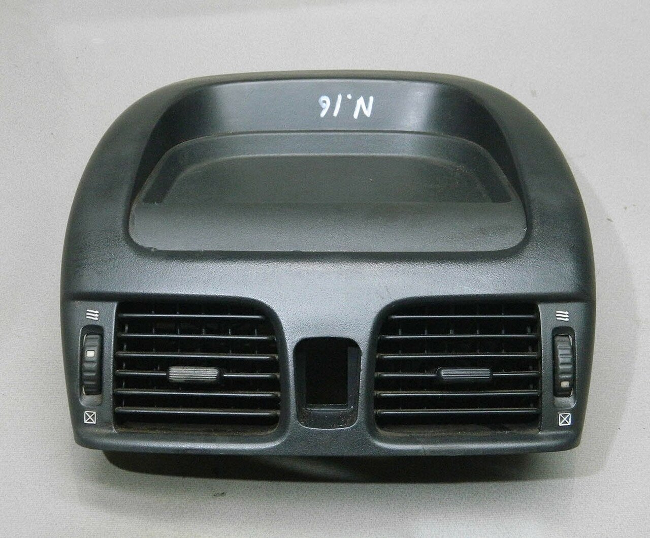 Кольца накладки на дефлекторы Lada Largus,Рено Логан, Сандеро, Дастер, Террано, 