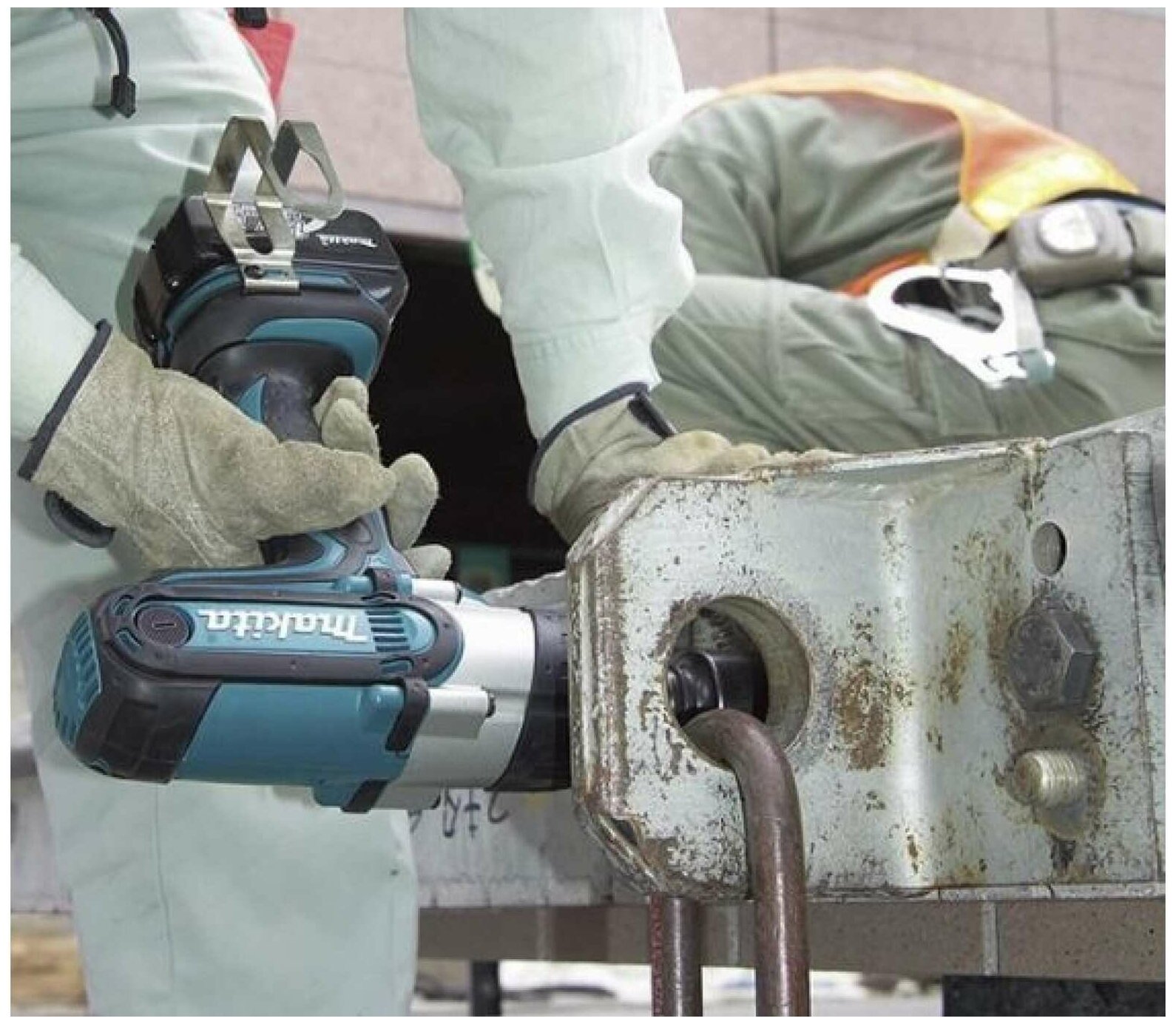 гайковерт Makita DTW450Z - фото №6
