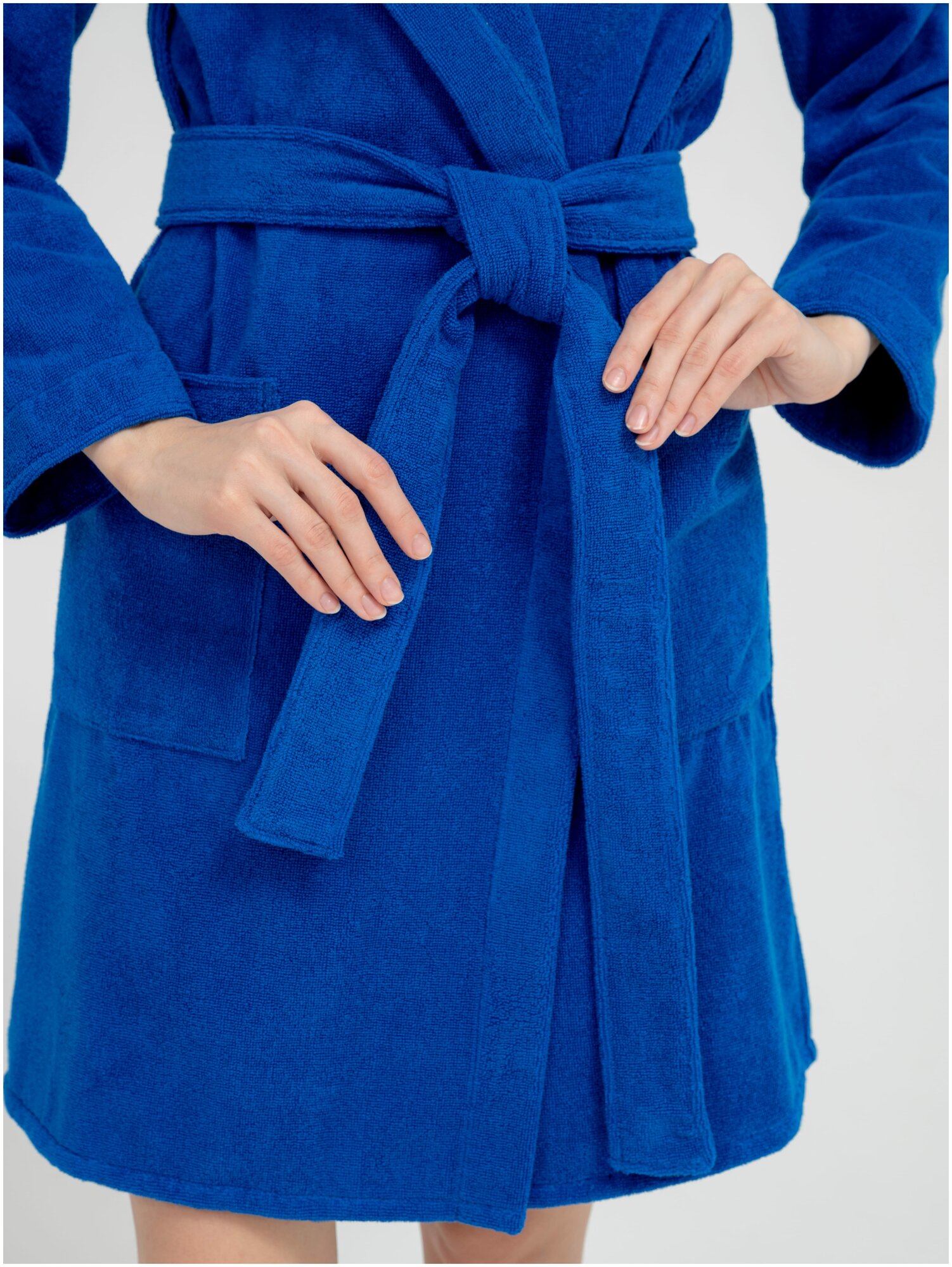 Женский махровый укороченный халат с капюшоном Росхалат - фотография № 7