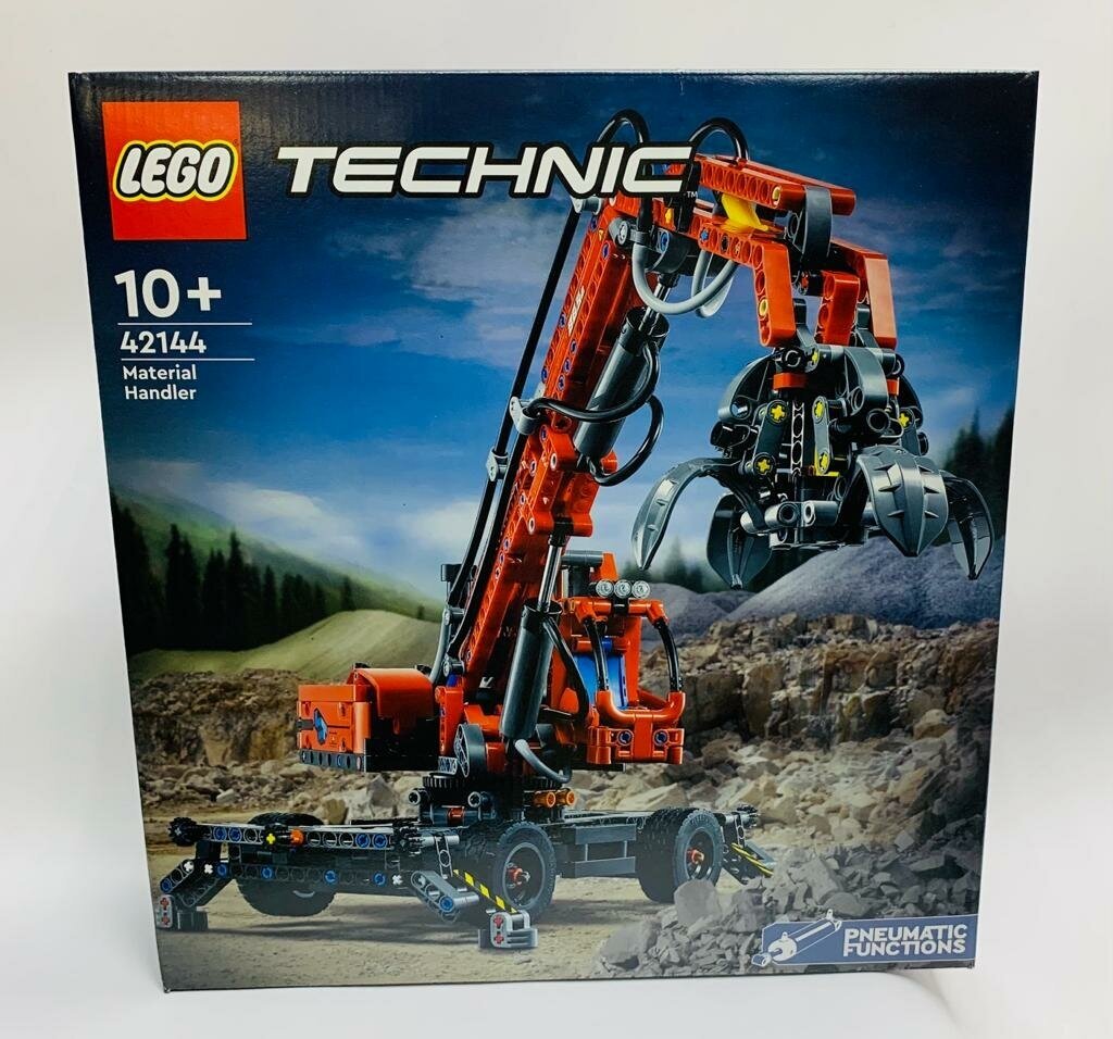 Конструктор LEGO Technic "Погрузчик" 42144 - фото №11