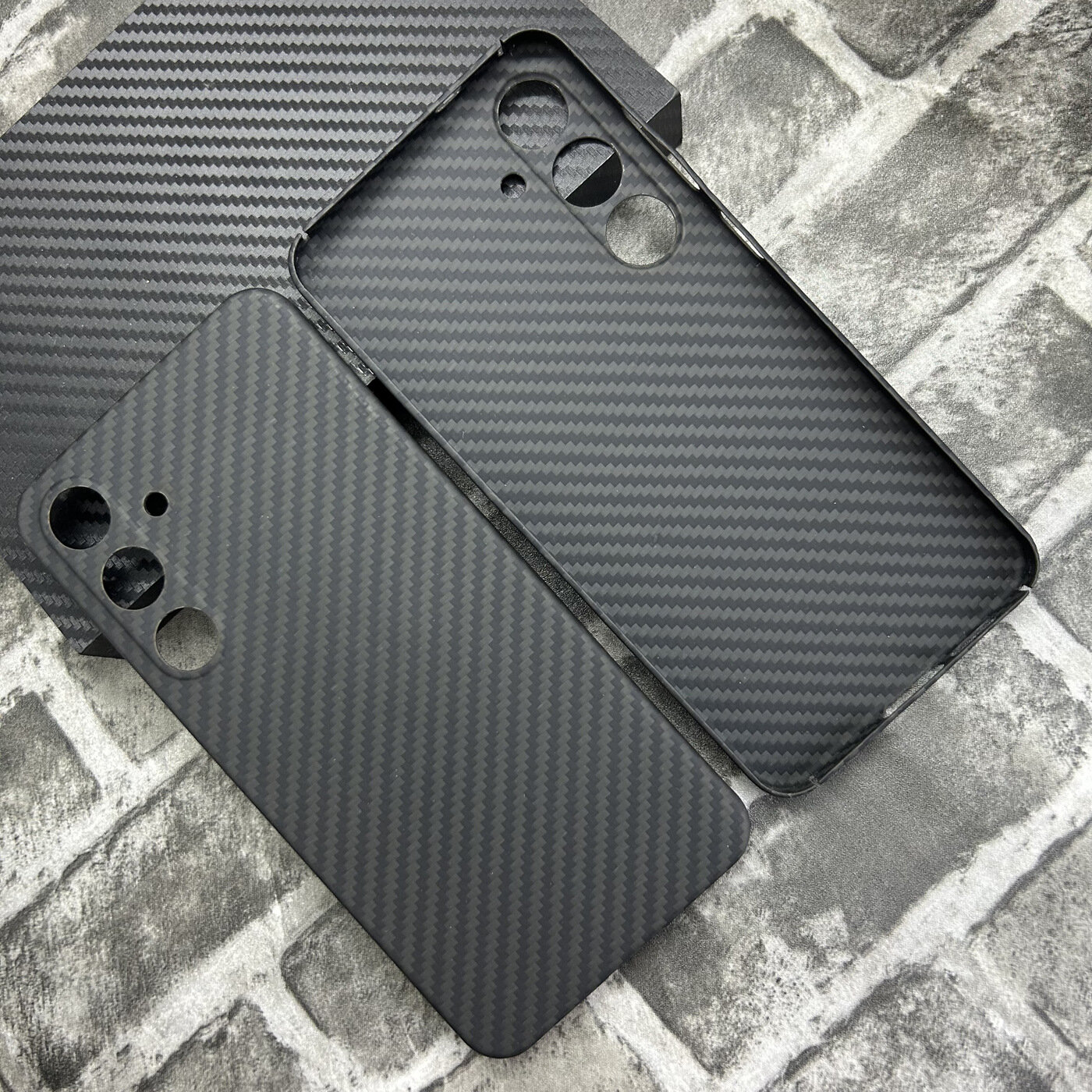 Чехол для Samsung S24+, кевларовый, магнитный, защитный, из углеродного волокна, черный/серый