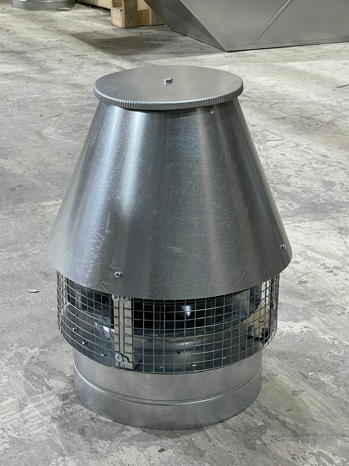 Крышный жаростойкий вентилятор ВКР 150 темно-серый (RAL 7024, d150мм, +120 °C)