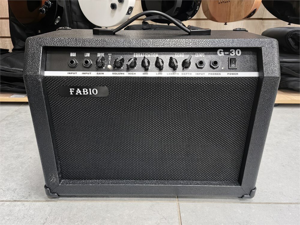 Гитарный комбоусилитель JOYO - фото №2