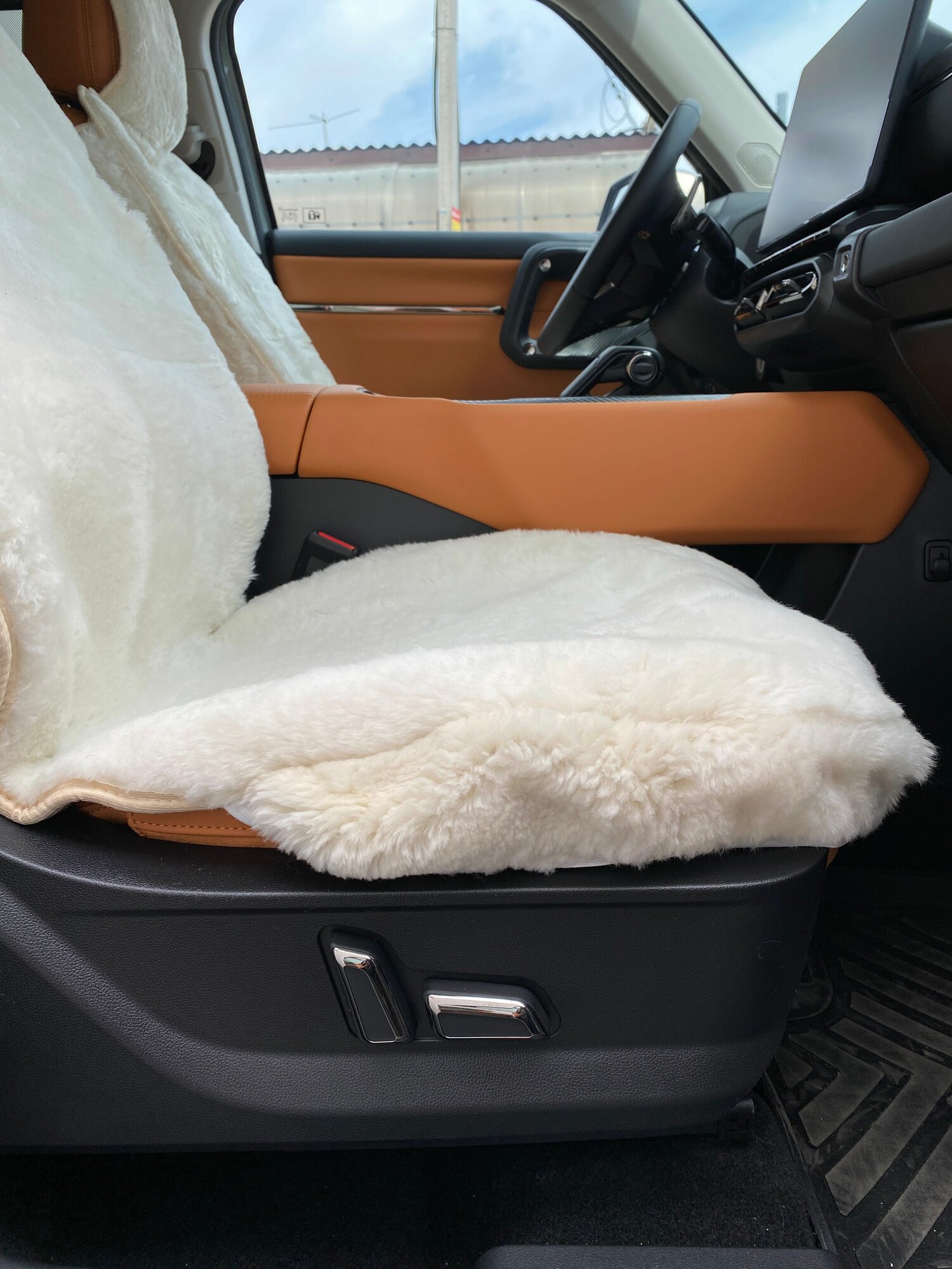 Накидки чехлы меховые из овчины 2 шт — фото 1