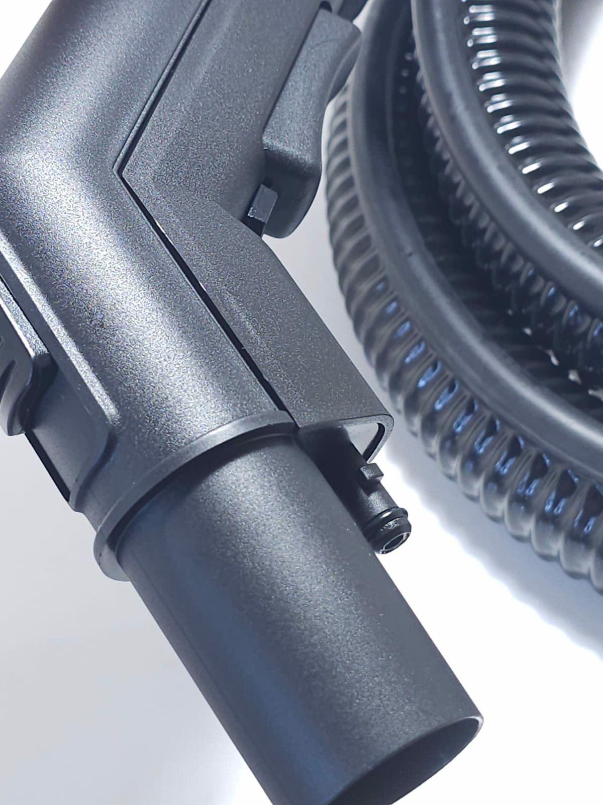 Гибкий шланг в сборе (чёрный) к моделям моющих пылесосов Karcher SE 5.100, SE 6.100. артикул 9.437-025.0, (9.037-192.0) — фото 1