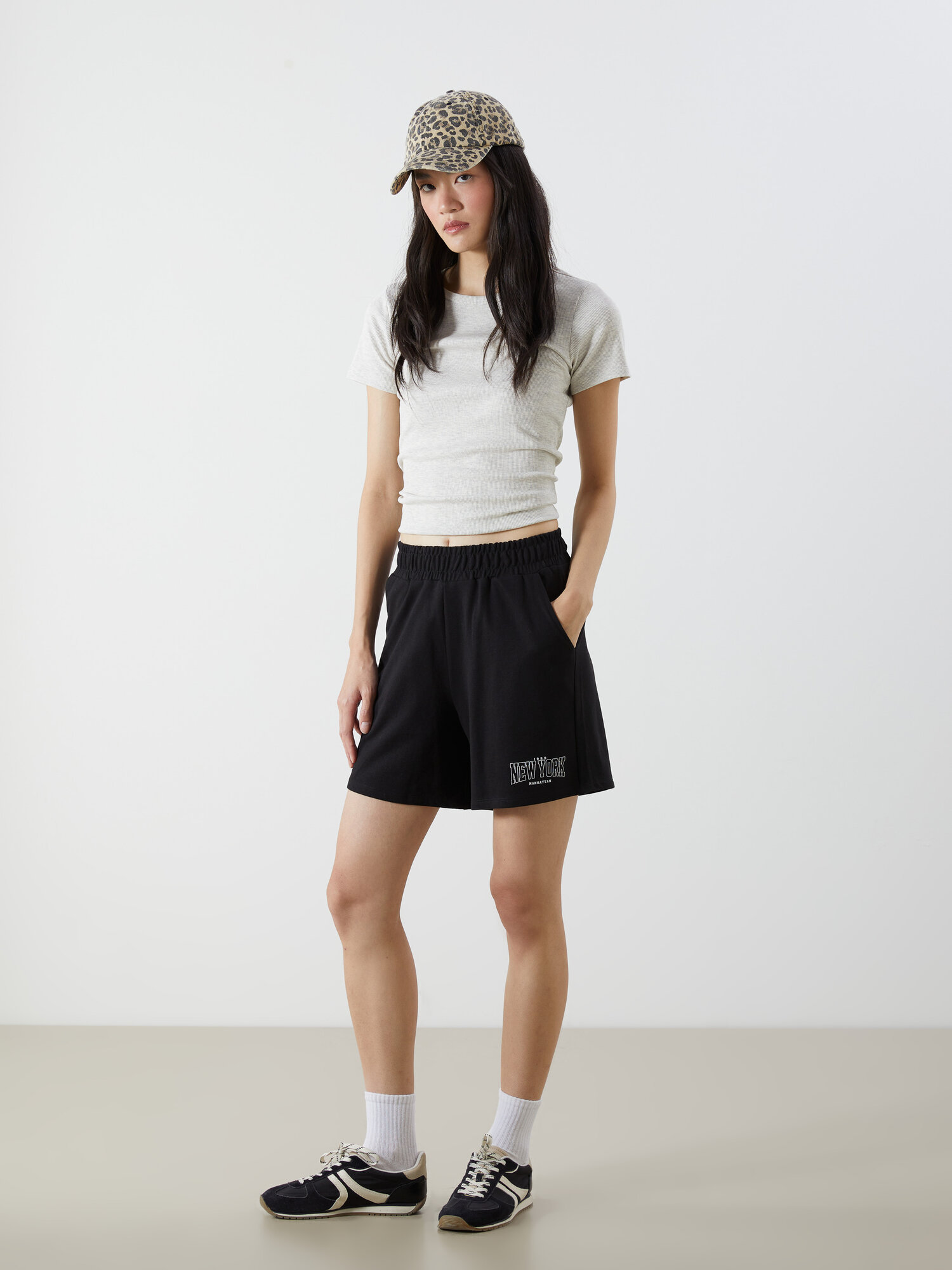 Шорты LC Waikiki размер L черный