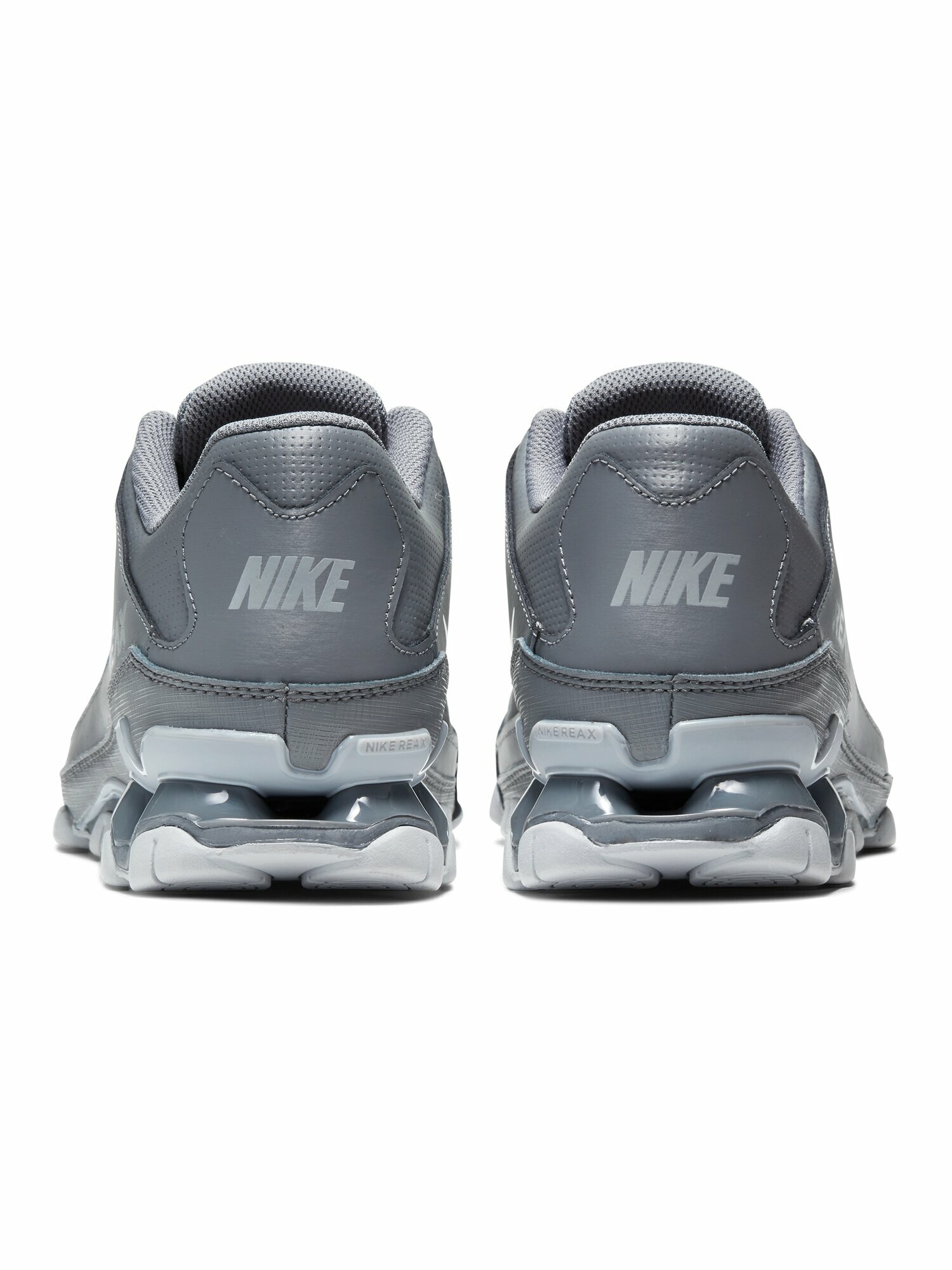 Кроссовки NIKE Reax 8 TR, полнота D, размер 9 US, серый — фото 1
