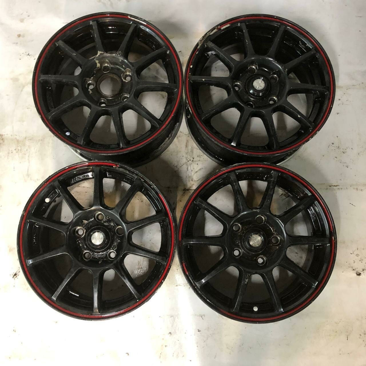Колесные диски Racing Wheels 15x6.5 PCD 5x114.3 D67.1 ET40 (Реплика)