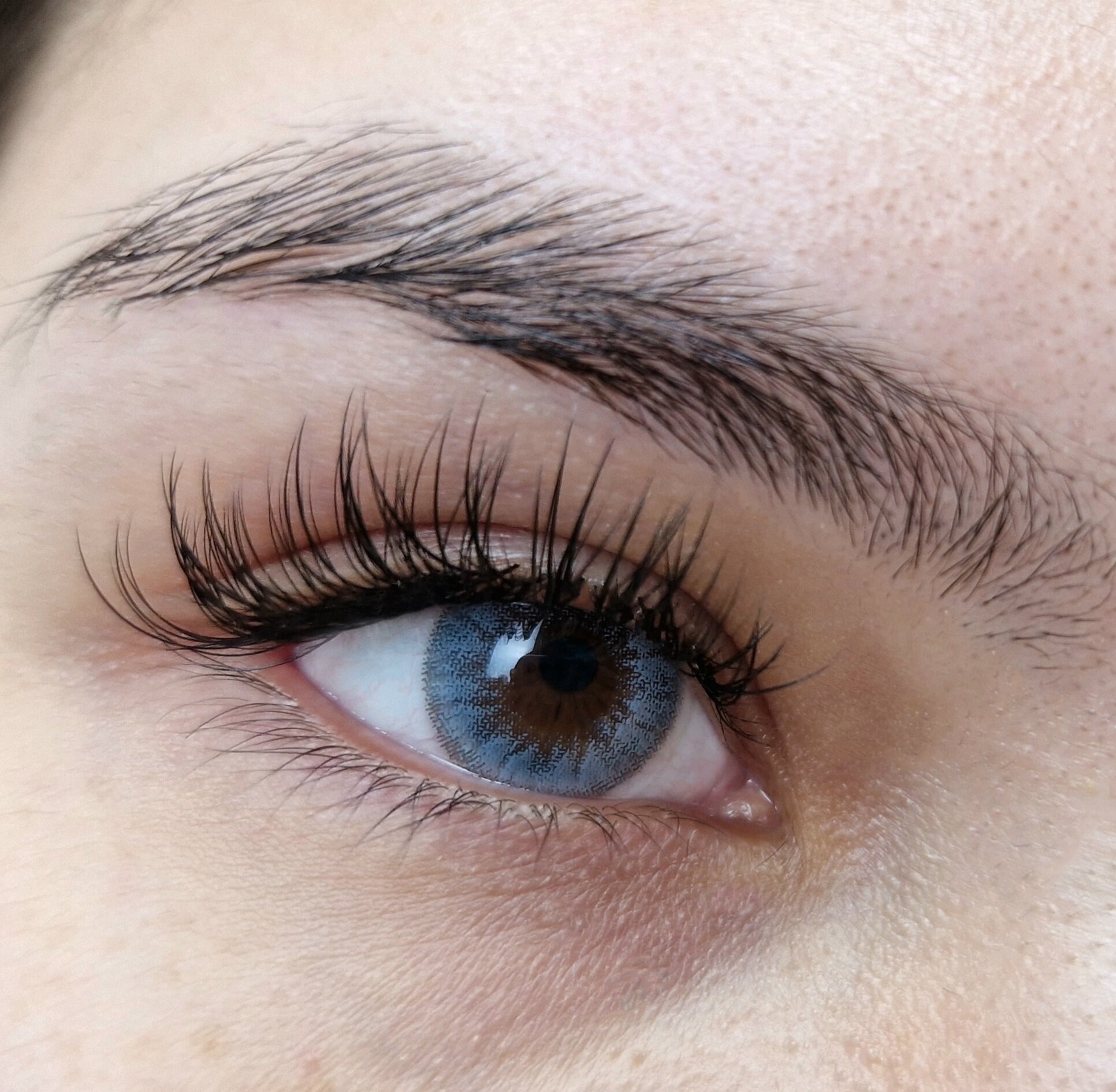 EDG BLUE -1.00 Контактные линзы для зрения, голубые, BC 8.6, DIA14.2, 12 месяцев — фото 1