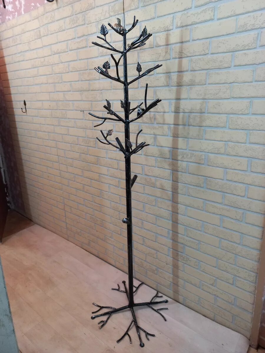 Кованая вешалка напольная, Студия кованой мебели Нива, цвет черный/серебро