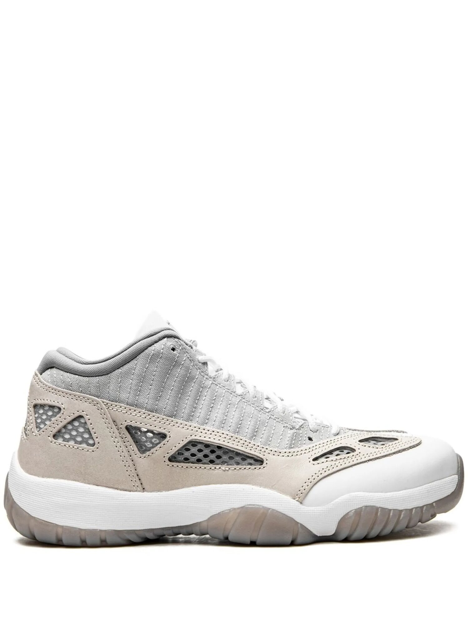 Кроссовки Jordan Air Jordan 11 Low IE