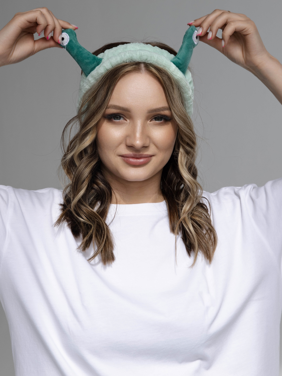 Повязка-ободок для умывания MixMatch "Улитка", косметическая повязка улитка, мягкий ободок для макияжа — фото 1