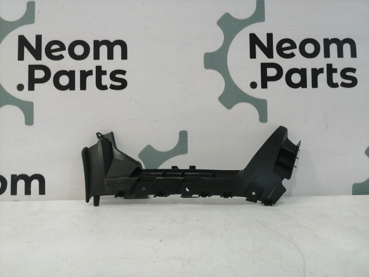 Кронштейн бампера заднего правый Ford Focus 2 08-11, Neom.Parts, NM09FST10027R