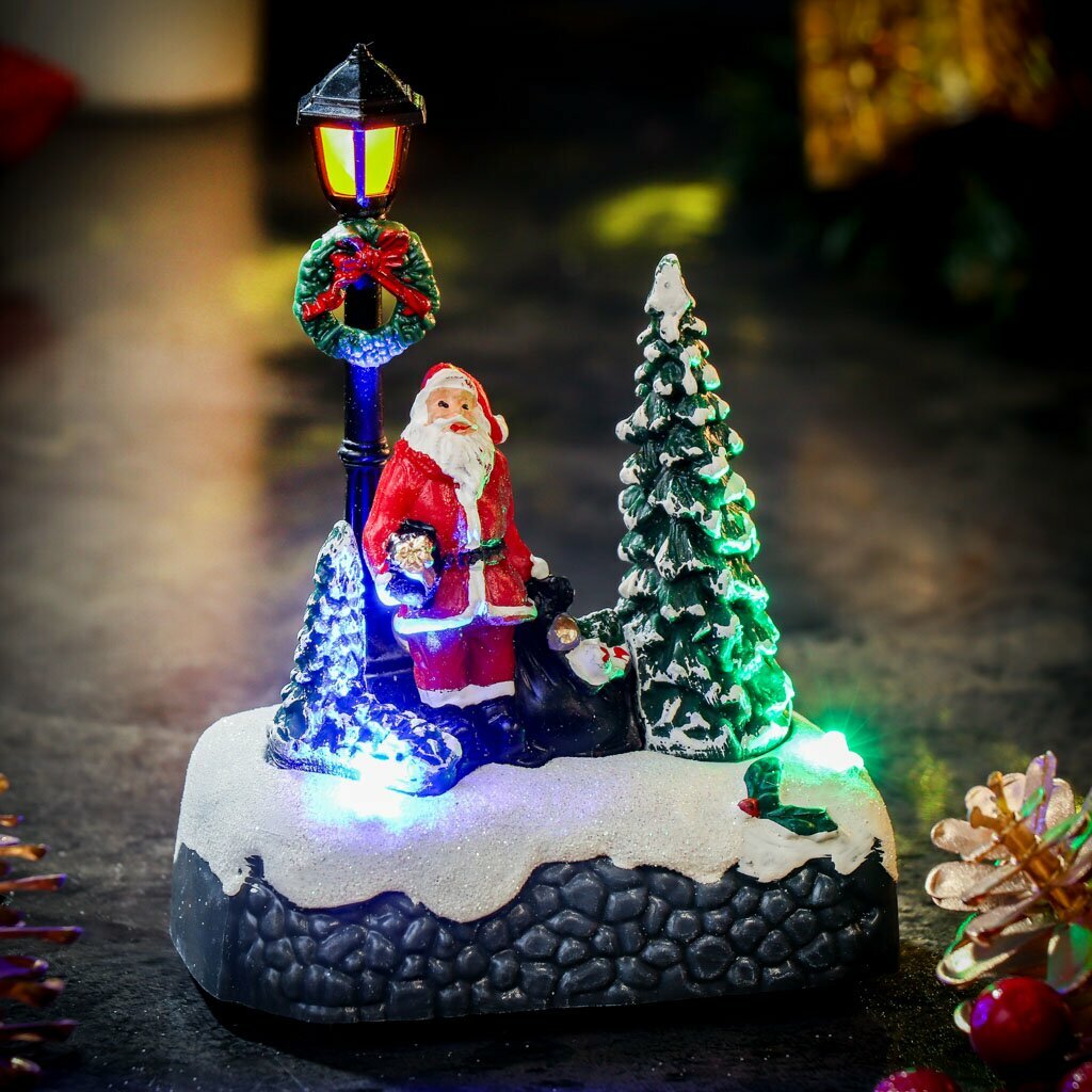 Декоративная фигурка КНР 96х57х128 см LED батарейки 2ААА