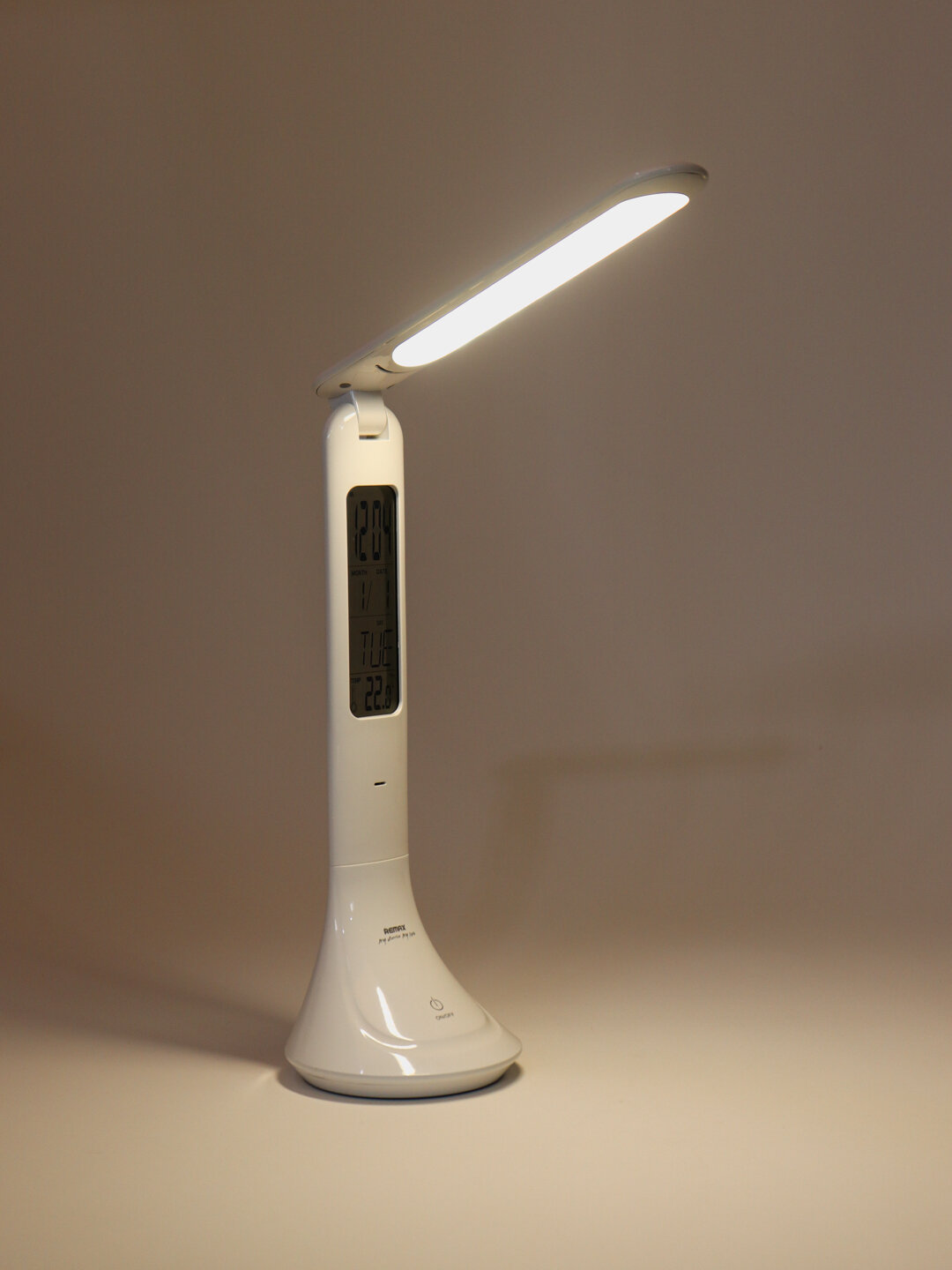 Лампа настольная REMAX RT-E601, на аккумуляторе, беспроводная