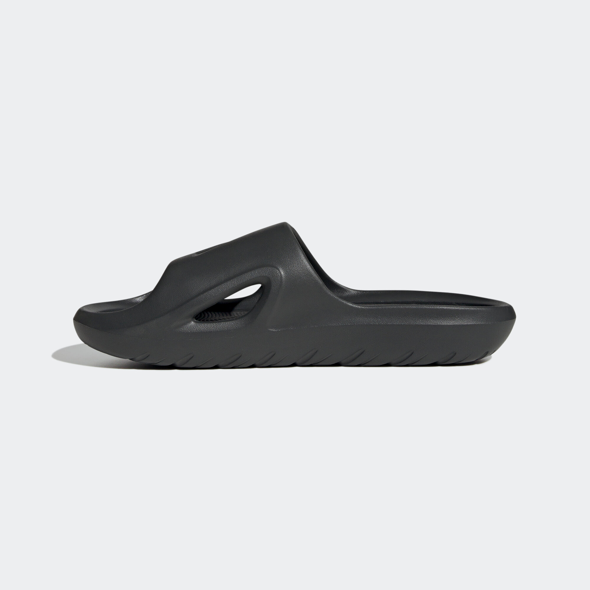 Шлёпанцы adidas Adicane Slides, размер 44.5 EU, черный — фото 1