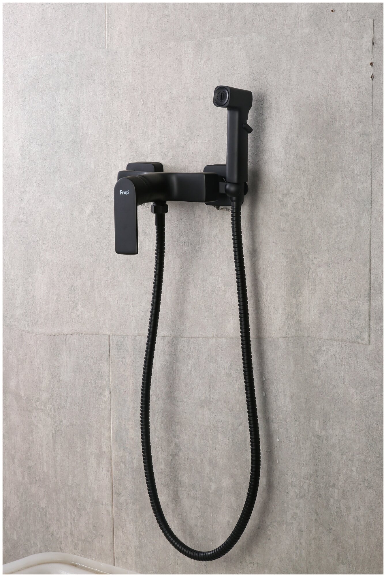 Смеситель с гигиеническим душем Frap F2071-6 черный