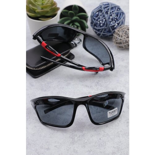 Очки солнцезащитные мужские спортивные UV400 в черной оправе с красными элементами на дужках