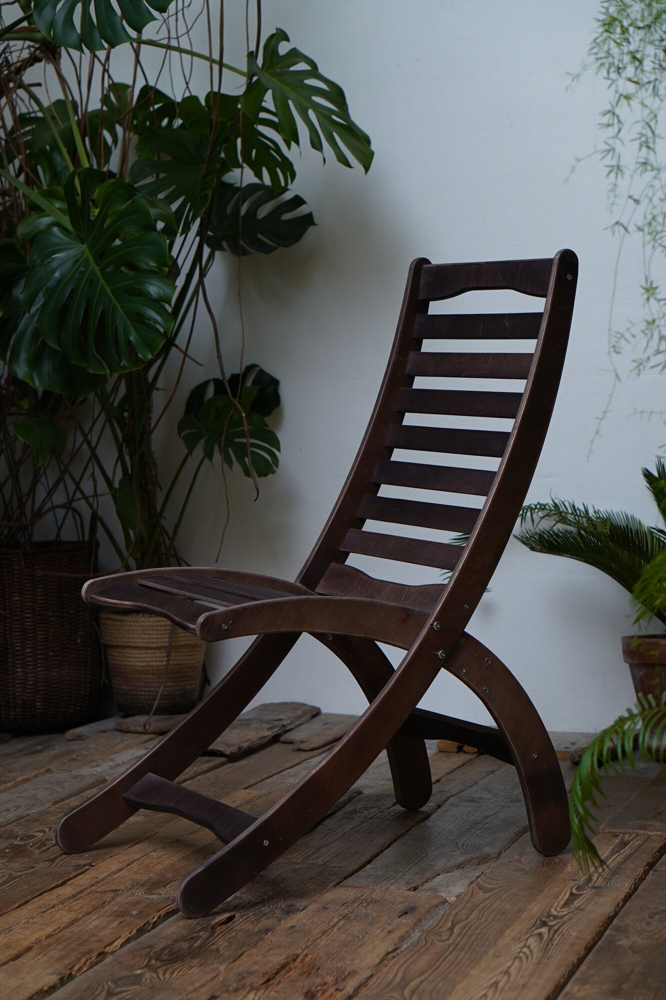 Кресло шезлонг для отдыха садовая мебель