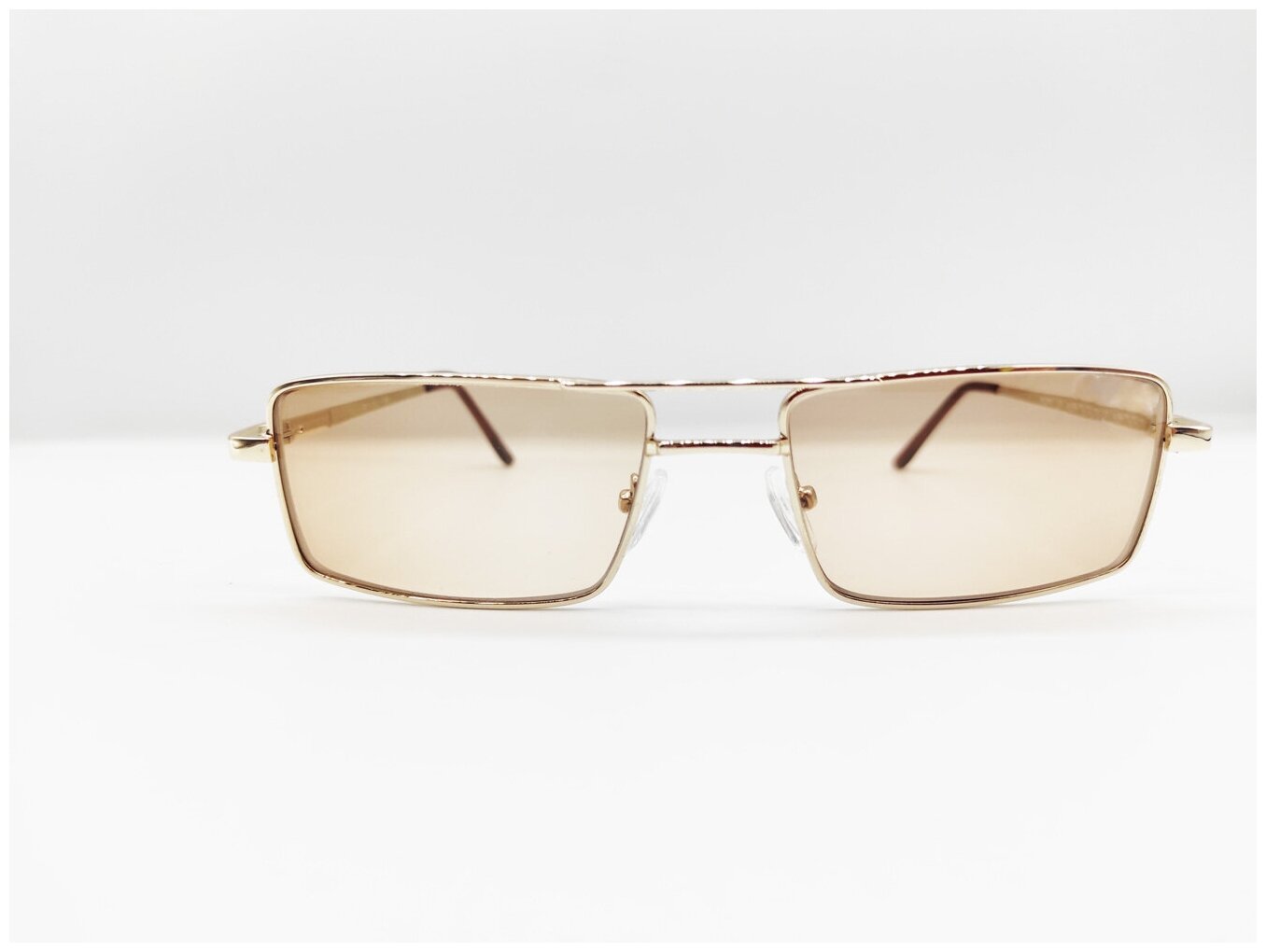 Фотохромные готовые очки хамелеон для зрения с UV защитой для красивого взгляда +2,50