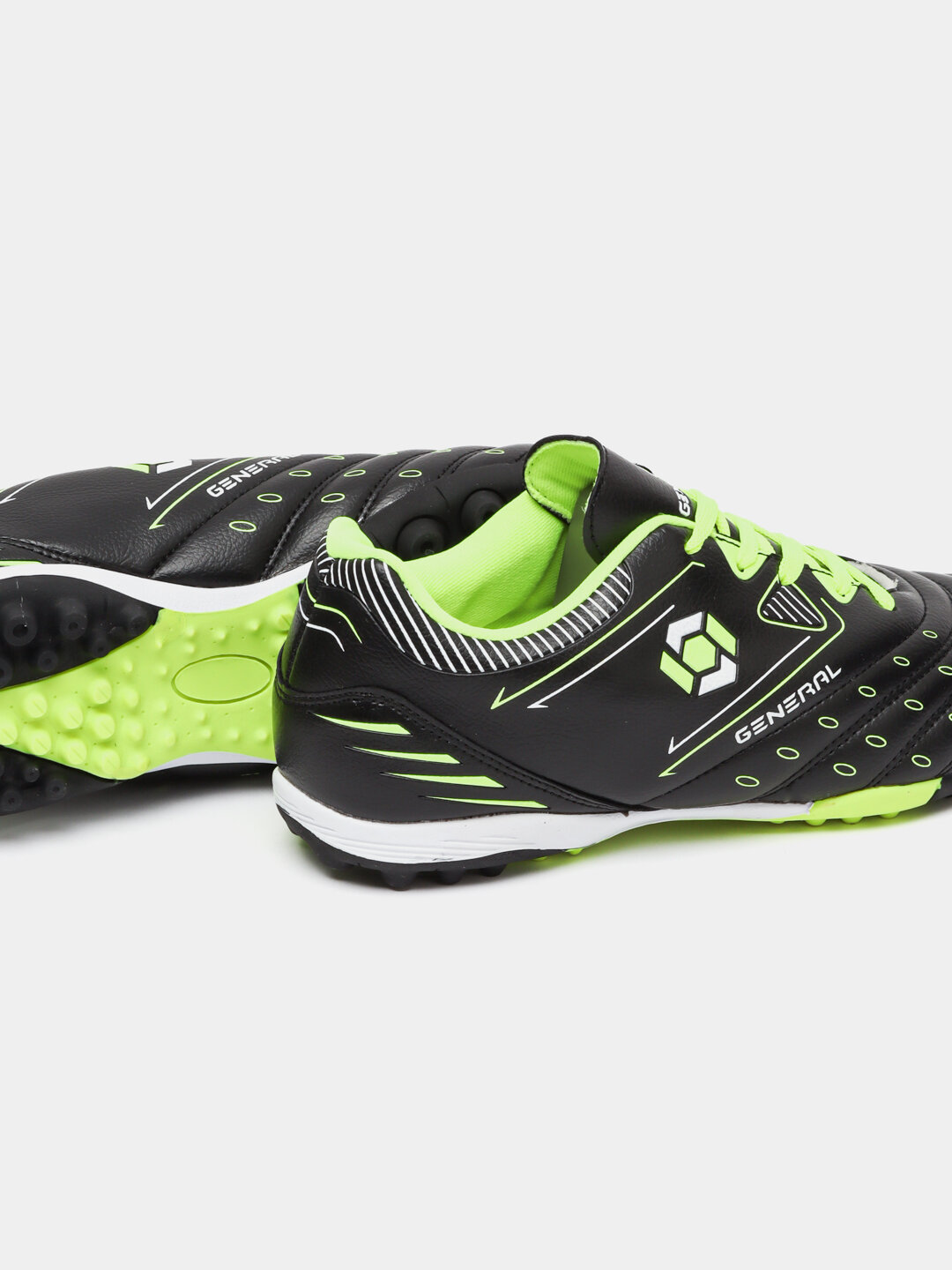 Бутсы  Classic Vegan, размер 40, черный.. — фото 1