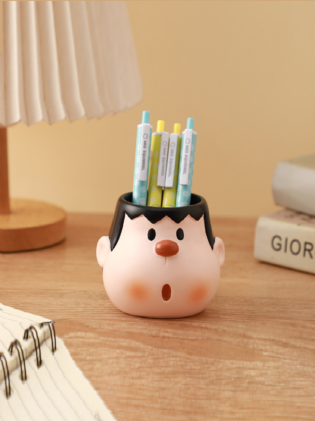 Необычного стиля контейнер для ручек и карандашей — фото 1