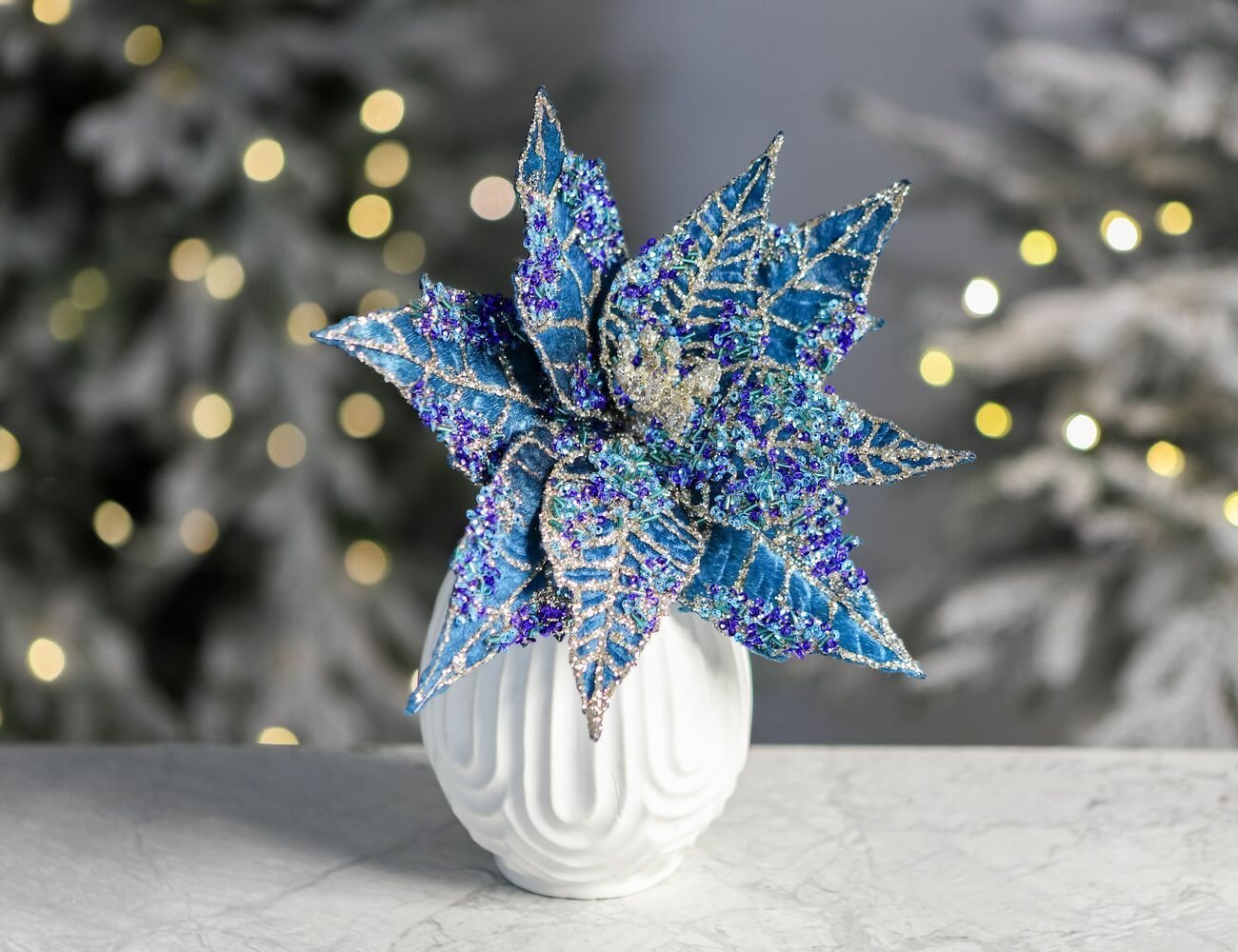 Искусственный цветок волшебная пуансеттия на клипсе полиэстер голубой 20 см Winter Deco 5001139