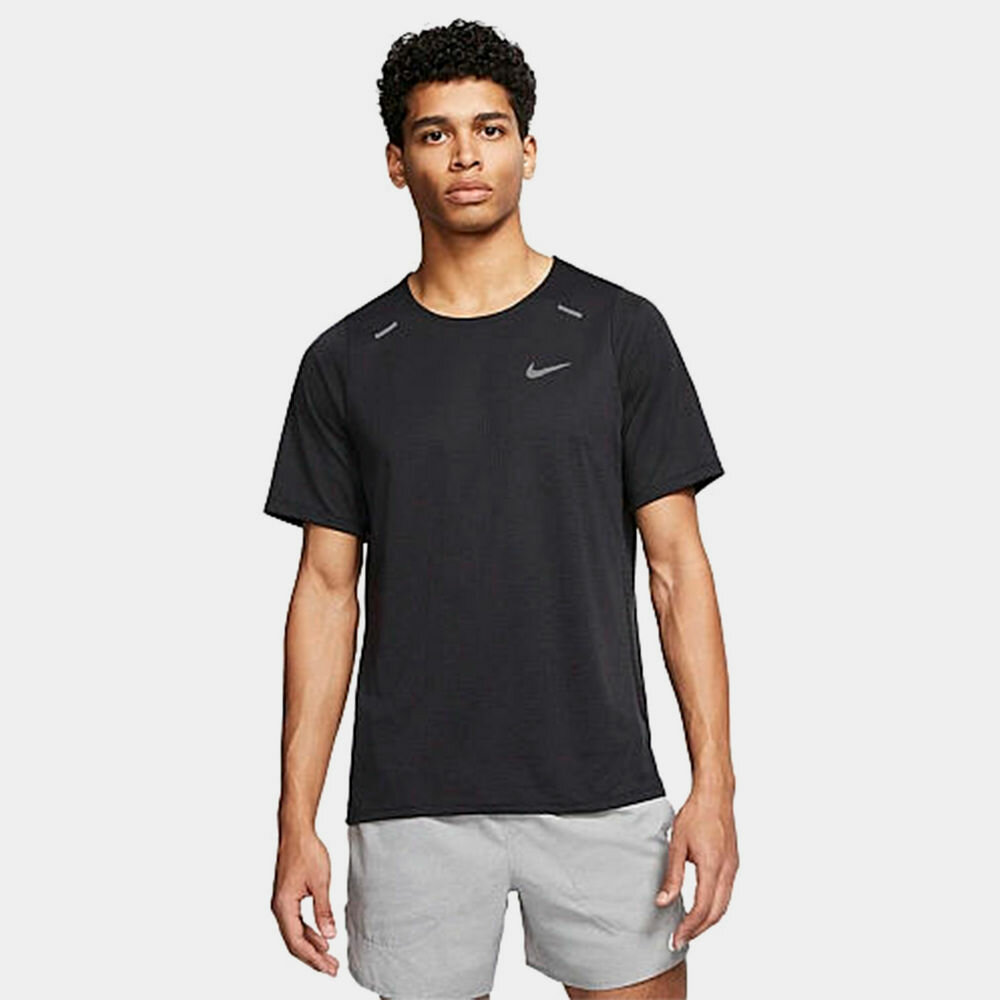 Футболка спортивная