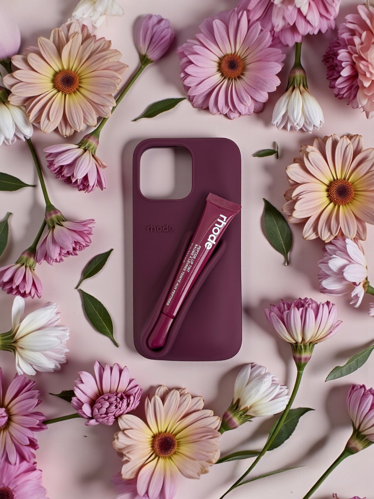 Чехол Rhode для iPhone 14 Pro Max, силиконовый с держателем для бальзама, женский комплект, премиум