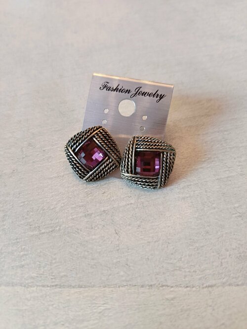 Серьги пусеты Fashion jewelry, размер/диаметр 2 мм., фиолетовый
