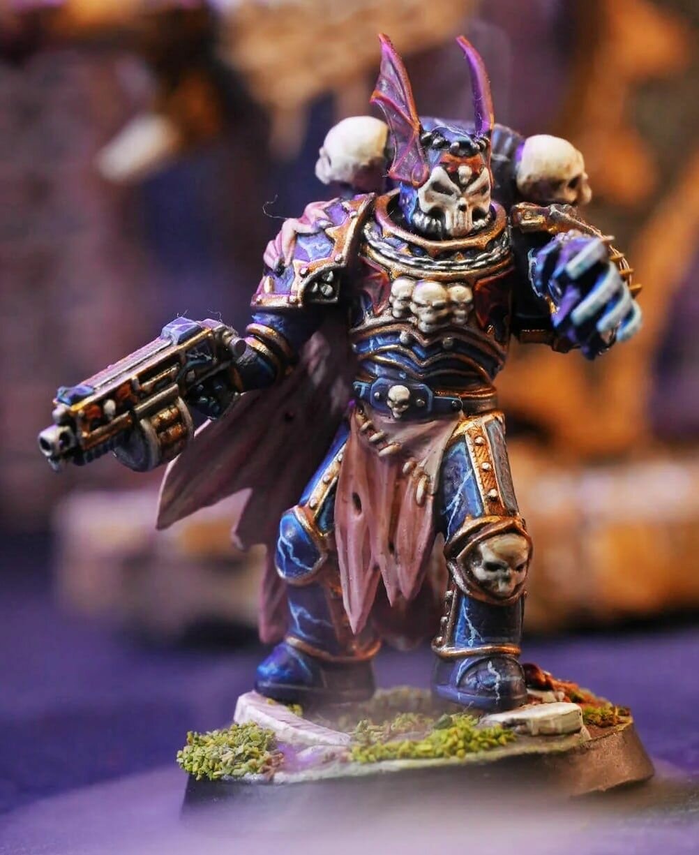 Миниатюры Warhammer 40000 - Lord of the Night (Подставка в комплекте)