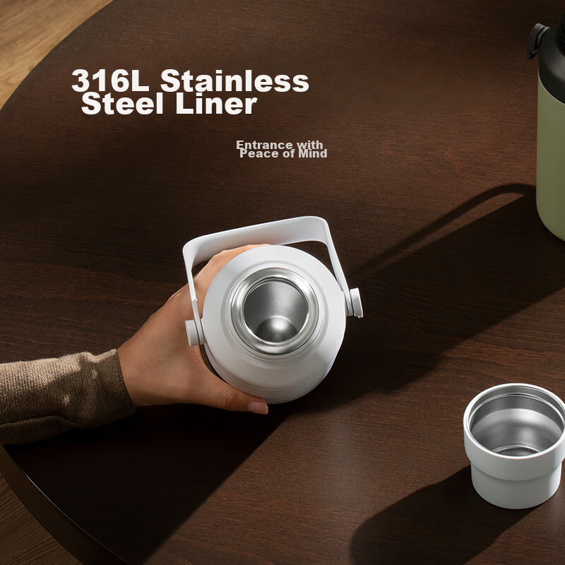 Термос Xiaomi в зимнем походе