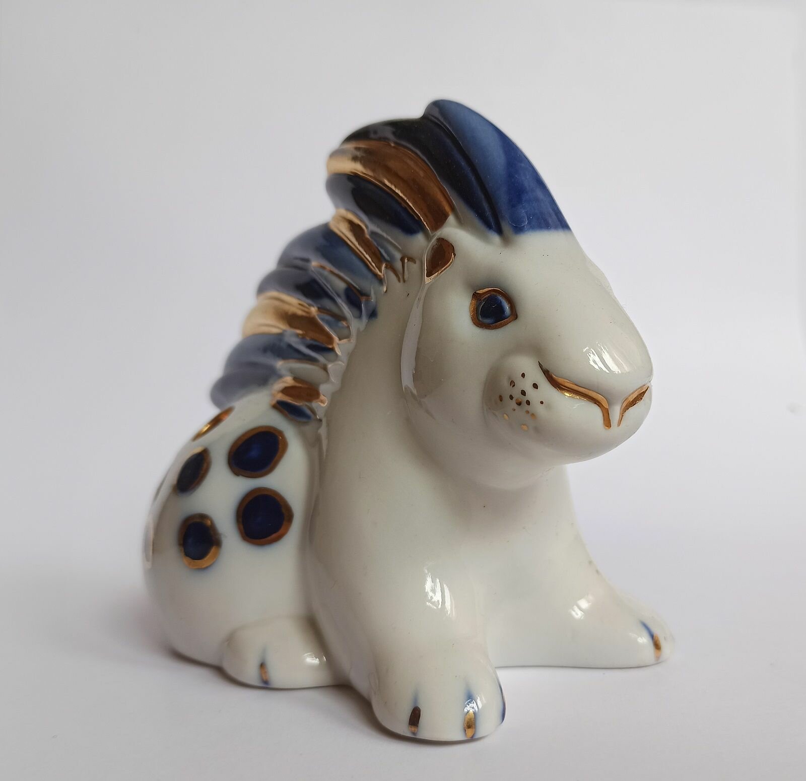 Статуэтка "Дикобраз" Фарфор ЛФЗ, СССР, 1970-1980 — фото 1