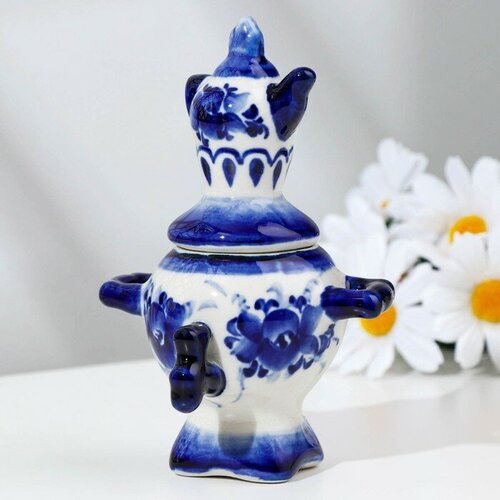 белый, синий