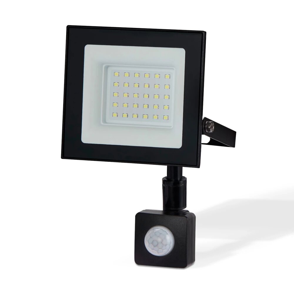 Прожектор светодиодный с датчиком движения ST8113 BK черный IP65 LED 6500K 30W 134*116*26