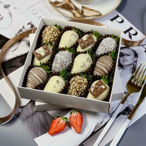 Изображение товара Клубника в шоколаде набор 1091. В наборе 9-12 шт. Бельгийский шоколад Callebaut