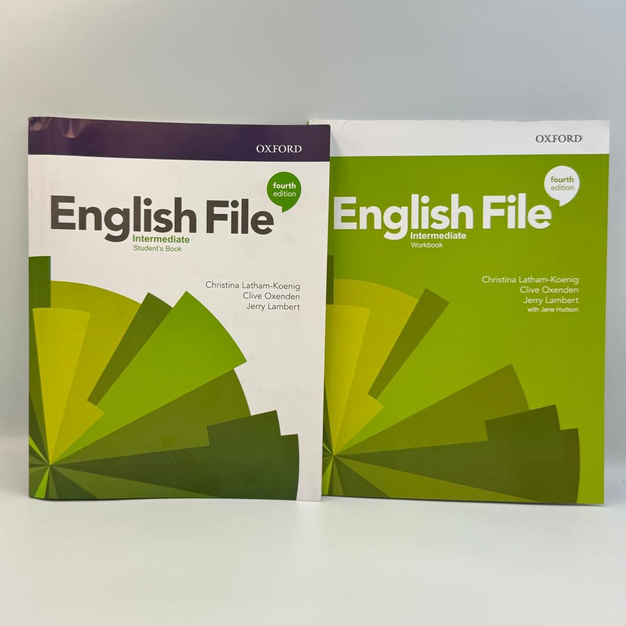 Учебник English File - Intermediate, 4-е издание, Oxford, 247 стр, мягкая обложка
