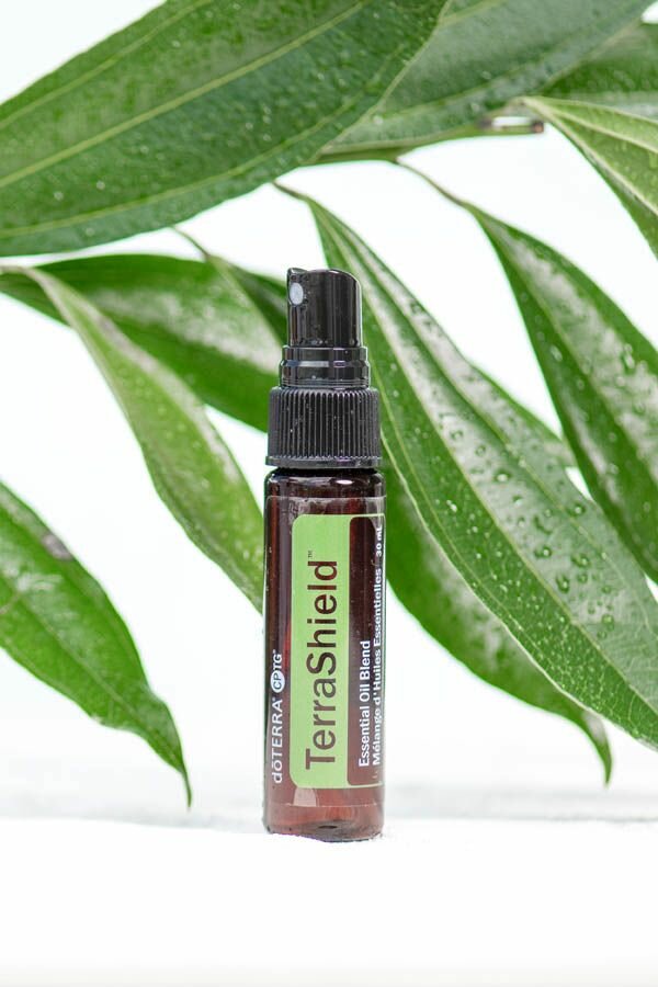 Репелленты Натуральный репеллент средство от комаров и клещей doTERRA TerraShield Spray (дотерра террашилд спрей), пр-во США, 30 мл