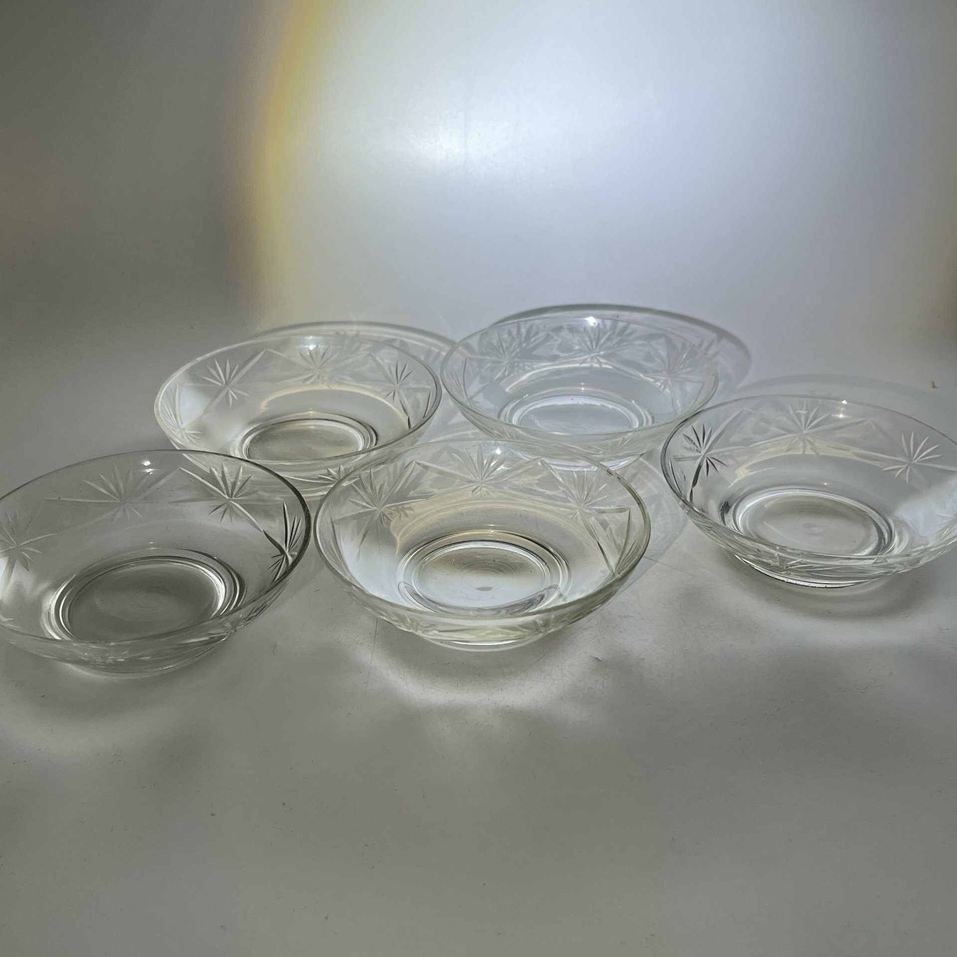 Набор из 5 розеток с резным геометрическим декором, стекло, алмазная грань, СССР