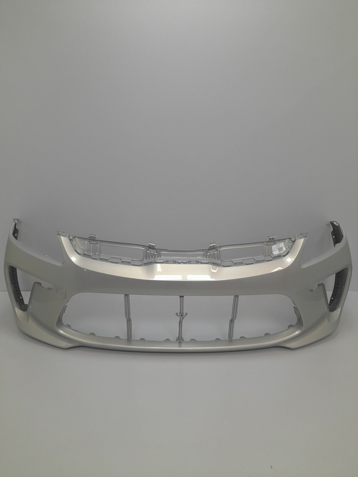 Бампер передний в цвет для Киа Рио 4 2017 - 2020 г. W4Y - светло бежевый