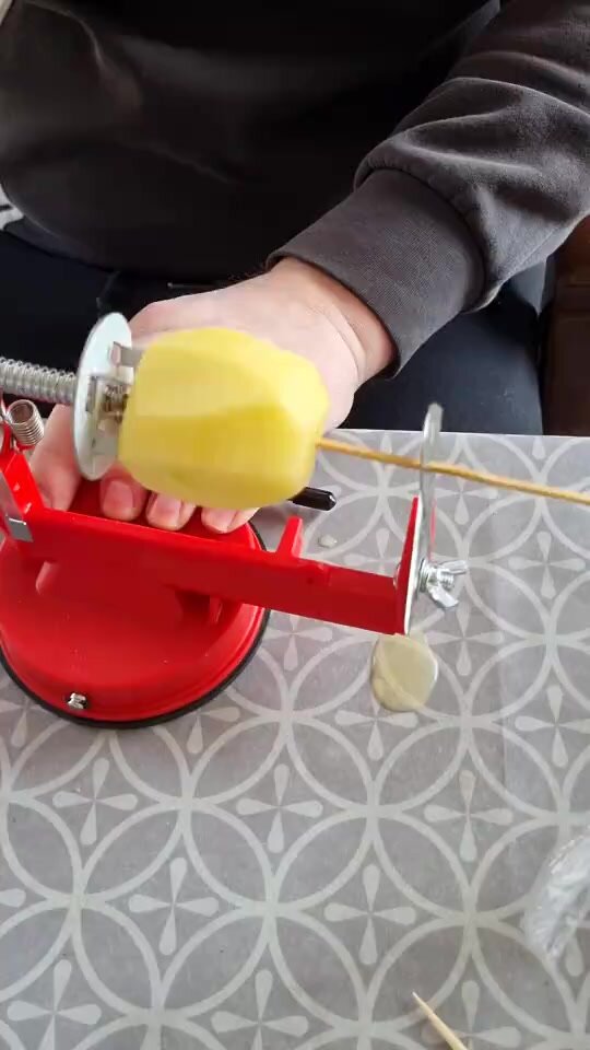 Слайсер спиралайзер для нарезки картофеля спиралью Spiral Potato Slicer — фото 1