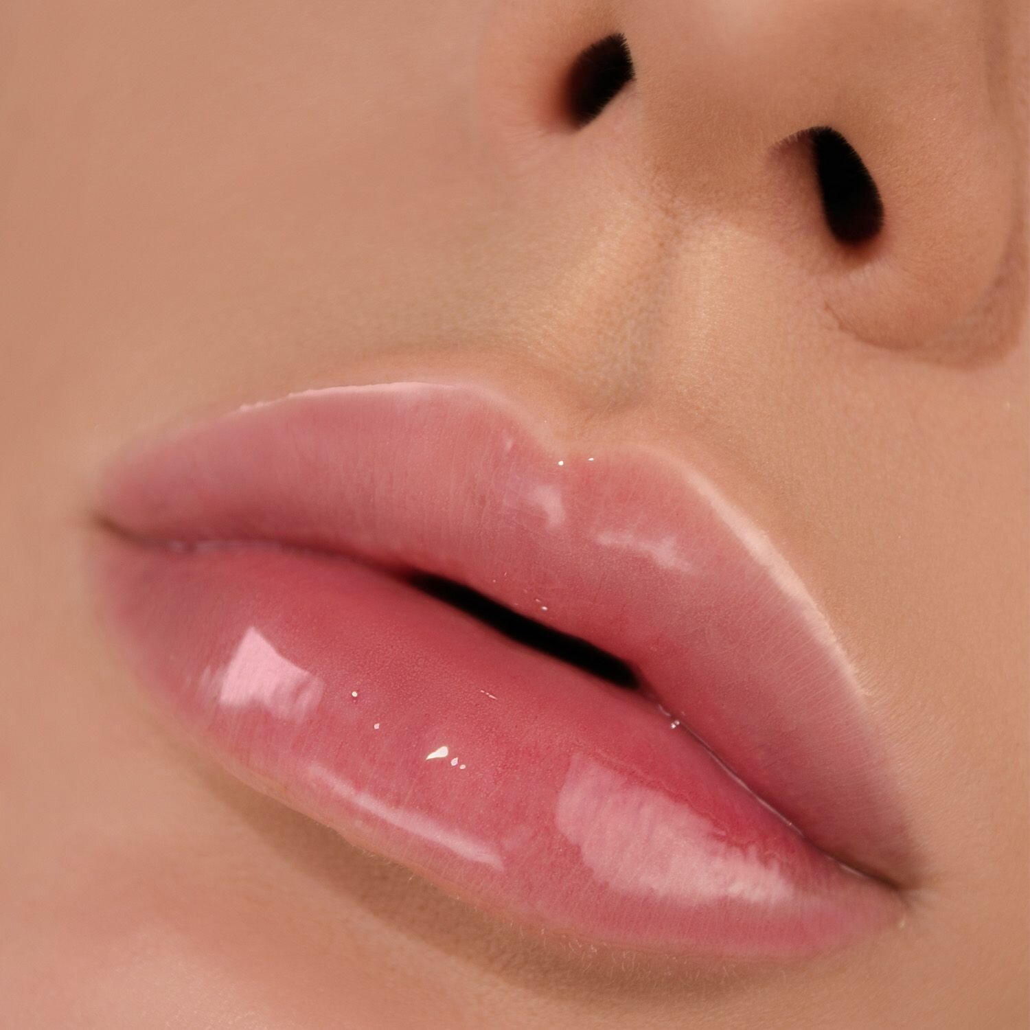 Блеск для губ Belor Design Shine Bright тон 001 , гелевый, с блестками, 4.3г — фото 1